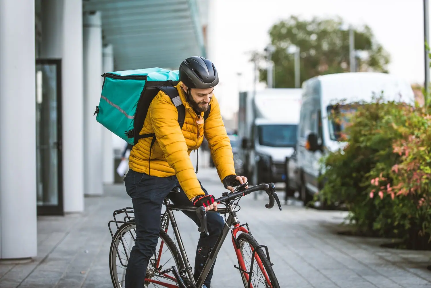 Trendy w logistyce ostatniej mili 2024 - rozwiązania dla e-commerce